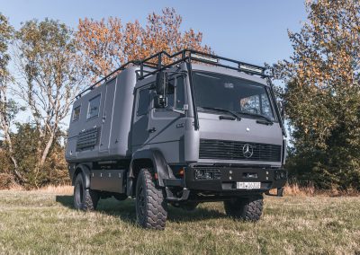 4x4-expeditionsfahrzeug-mb1124-leichtbau