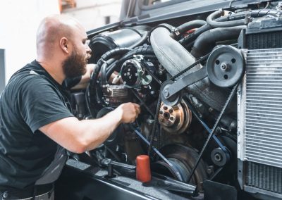 manufaktur-unimog-instandsetzung-motor